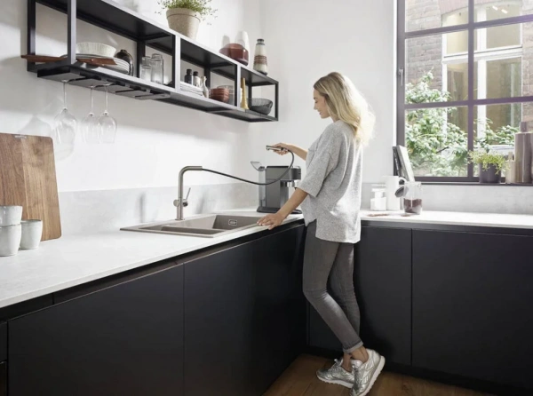 Фото смеситель для кухонной мойки hansgrohe talis 72808000