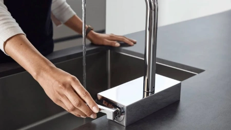 Фото смеситель для кухонной мойки hansgrohe aquno select 73830000