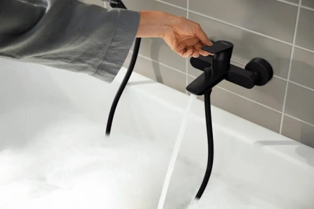 Фото смеситель для ванны hansgrohe rebris e 72450670