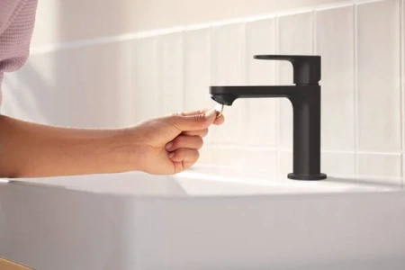 Фото смеситель для раковины hansgrohe rebris s 72520670
