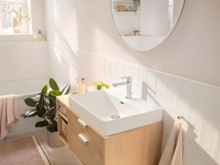 Фото смеситель для раковины hansgrohe rebris s 72517000