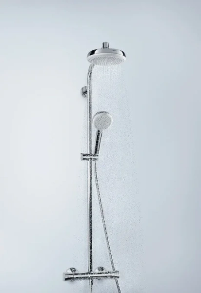 Фото душевая стойка hansgrohe crometta 27265400