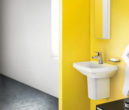 Фото смеситель для раковины hansgrohe logis 71071000