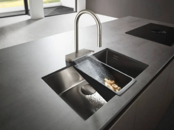 Фото смеситель для кухонной мойки hansgrohe aquno select 73837800