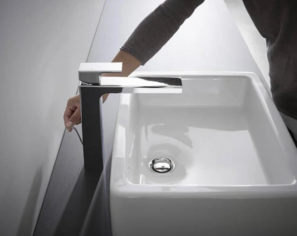 Фото смеситель для раковины hansgrohe vernis shape 71590000