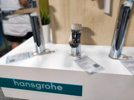 Фото смеситель для раковины hansgrohe vernis blend 71551000