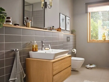 Фото смеситель для раковины hansgrohe rebris e 72589000