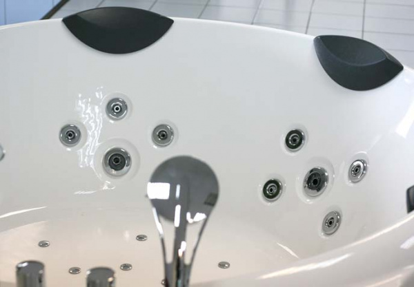 Фото акриловая ванна gemy g9088 o 185x185 см