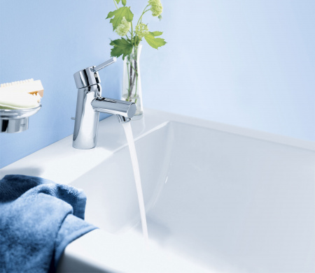 Фото смеситель для раковины grohe concetto new 3220410e