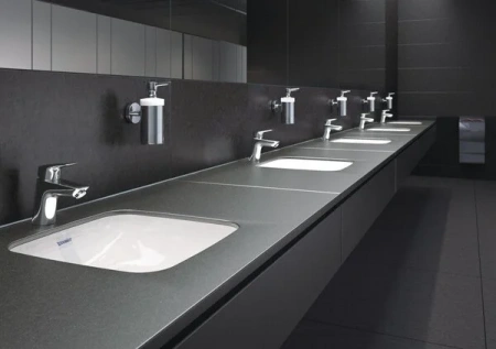 Фото смеситель для раковины hansgrohe logis 71077000