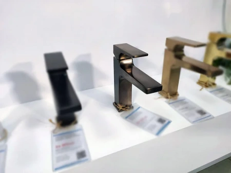 Фото смеситель для раковины hansgrohe metropol 32507340