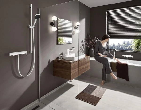 Фото смеситель для раковины hansgrohe vivenis 75020700_vstvo